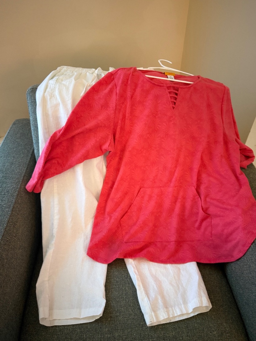 ruby rd. petite top 1x white otton/linen pants size large inseam 26 pockets